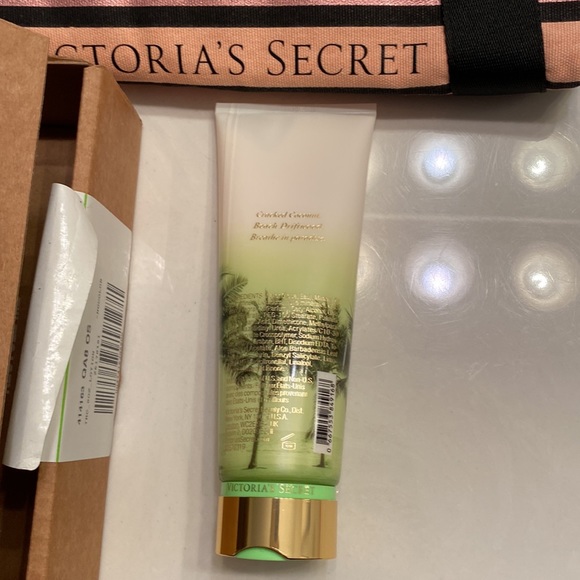 Victoria secret tote and limited edition island away lotion - Picture 9 of 11